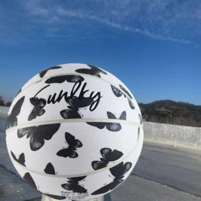 白色黑蝴蝶（裸球）